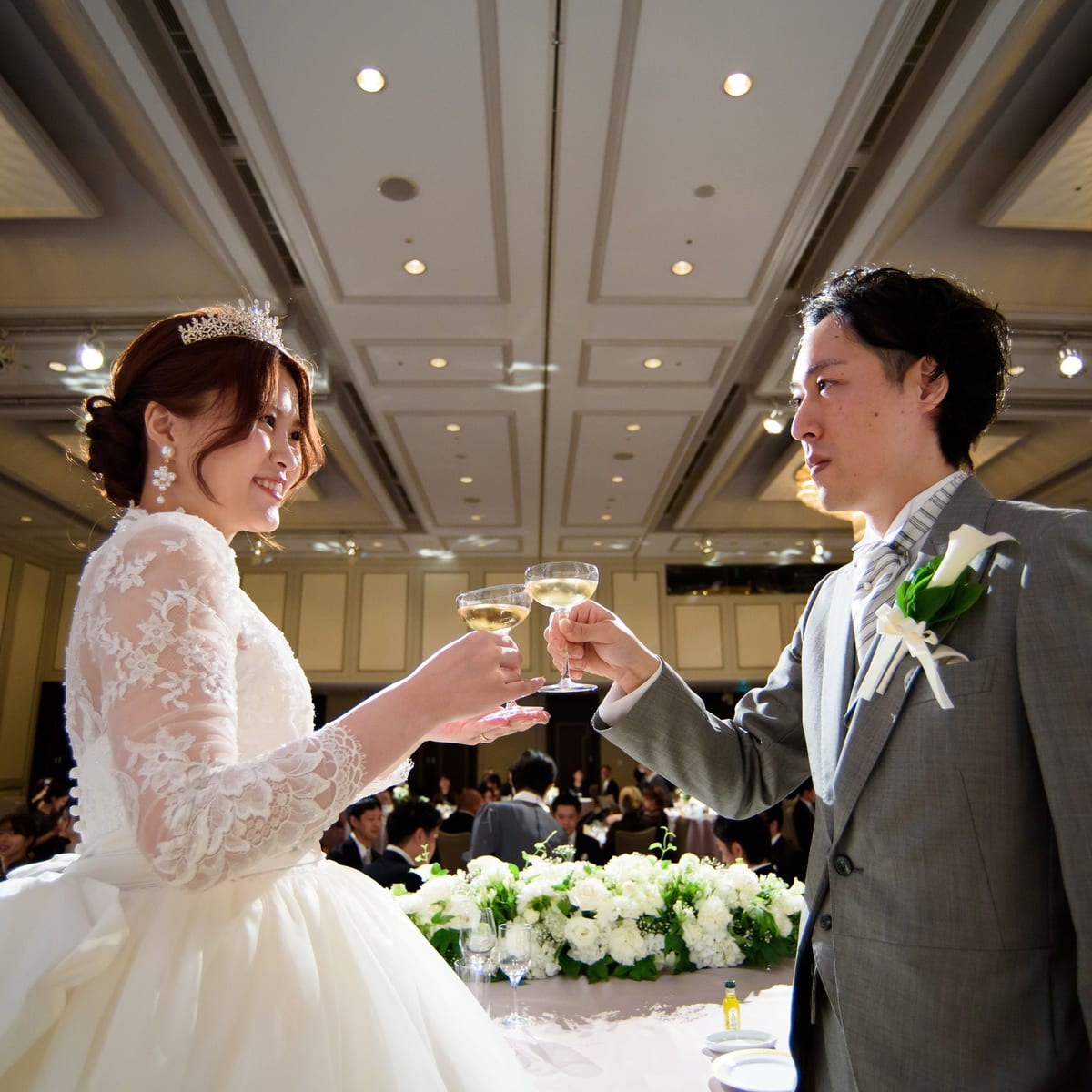感謝と祝福に包まれた、優雅な結婚式